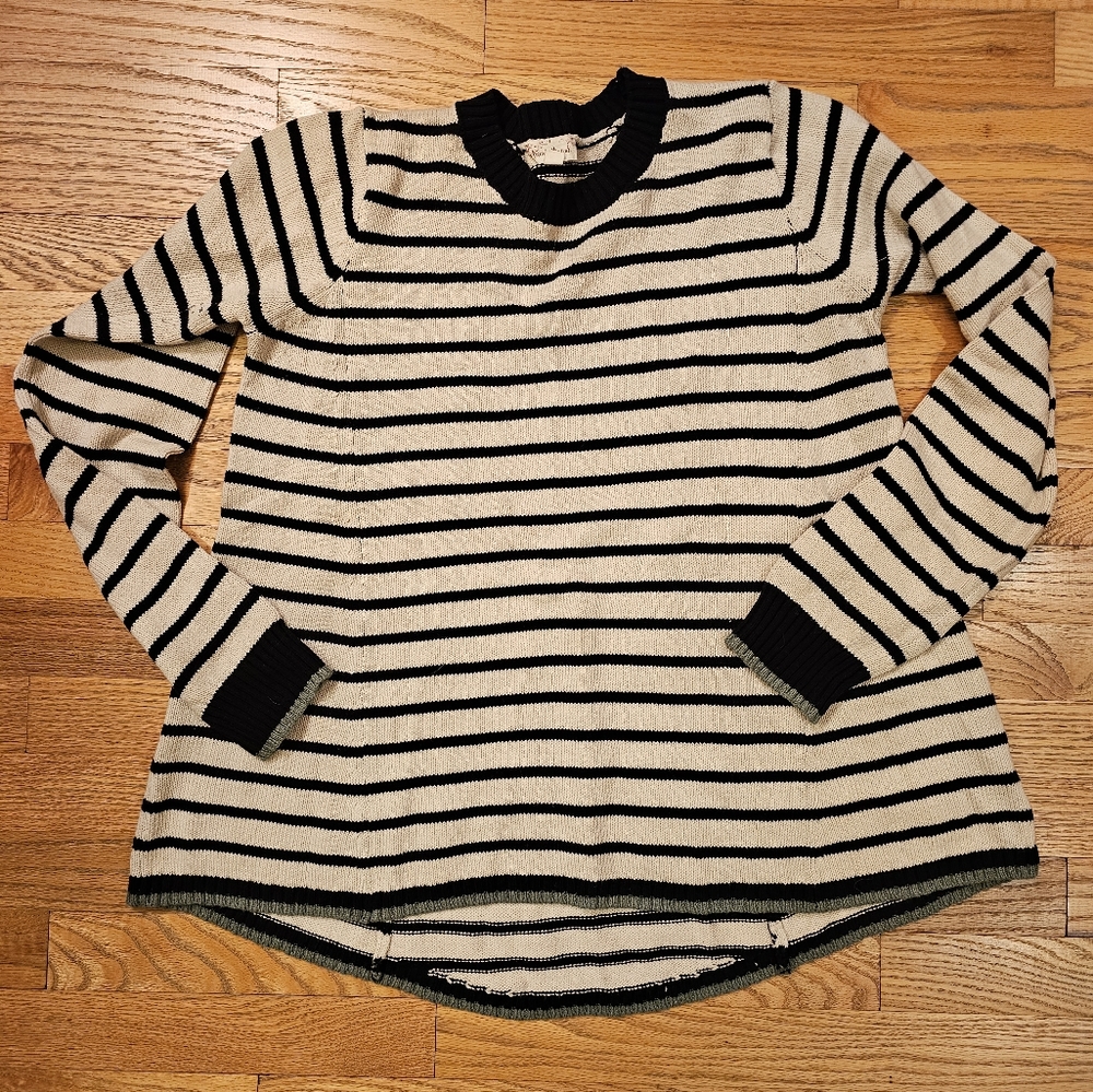 Sweater - Picture 2 of 2